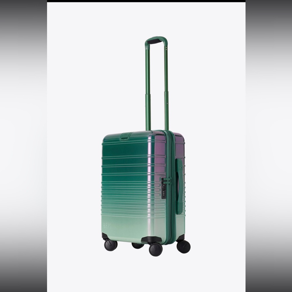 New Wicked Green BÉIS Carry-On